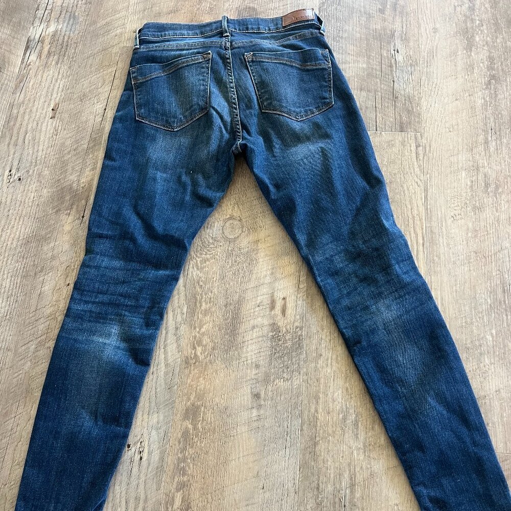 Express Mid Rise Dark Wash Ripped Skinny Jeans - Picture 3 of 6